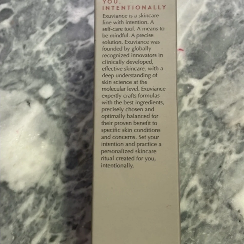 New‎ Exuviance Antitiredness Calming Serum